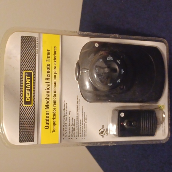 Defiant Outdoor Remote Timer - Picture 1 of 2